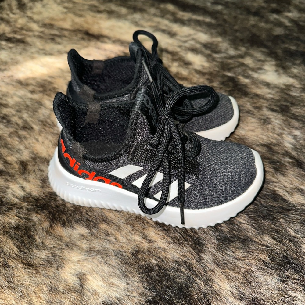 Boys Adidas Shoes - Toddler 10.5